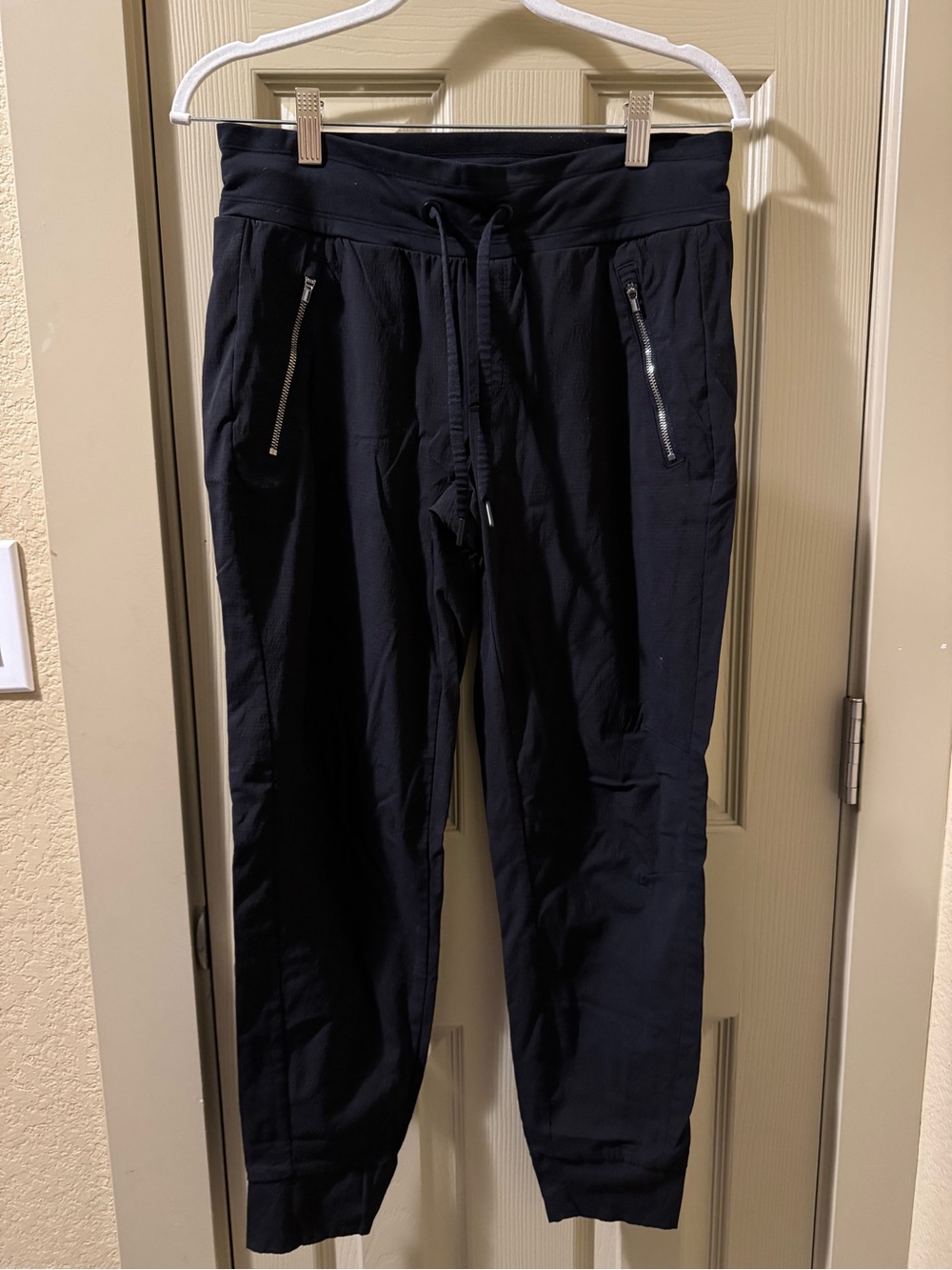 Women’s Athleta Black Drawstring Jogger Pants